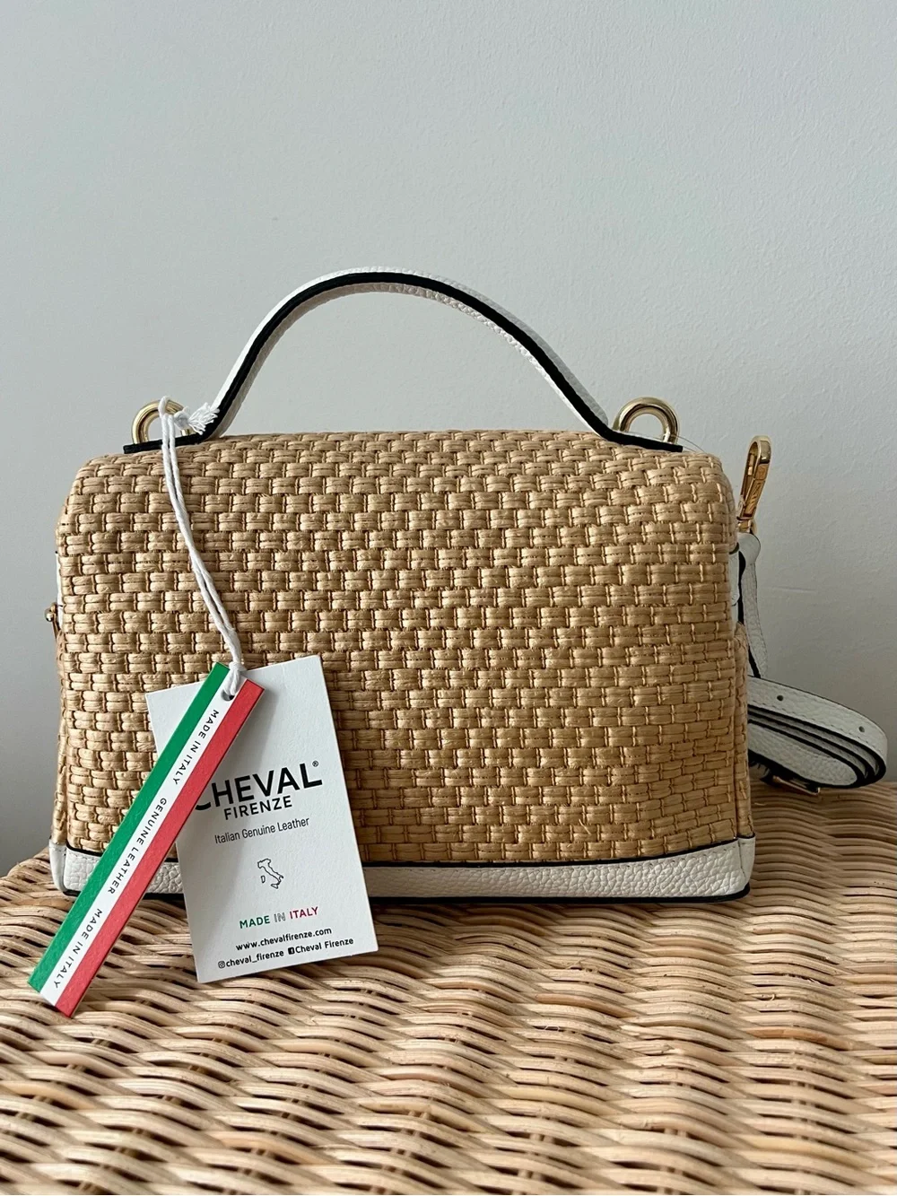 NWT Woven Raffia Crossbody Bag White Leather Resort Coastal Chic - Picture 6 of 6